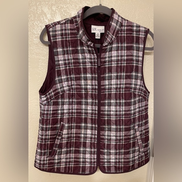The TOG Shop Women’s plaid quilted vest Petite Med Preppy Casual zip pockets - Picture 1 of 10